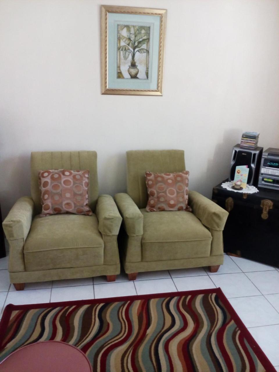 Cozy & Comfy Apartamento Portmore Exterior foto